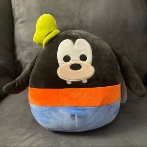 NWT Goofy squishmallow